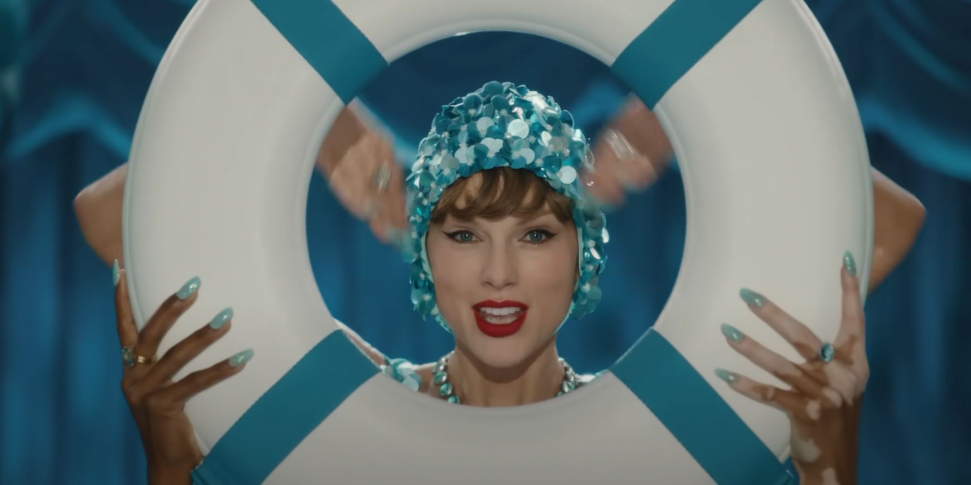 Taylor Swift's AI Scandal Tarnishes The Life Of A Showgirl Era