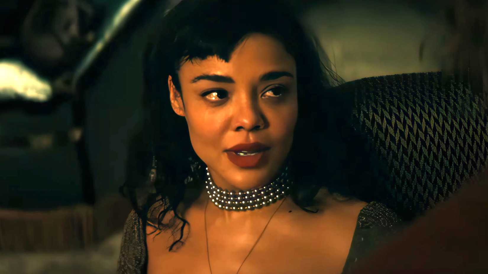 Tessa Thompson's Hedda talking to Eileen with tears in her eyes in Hedda