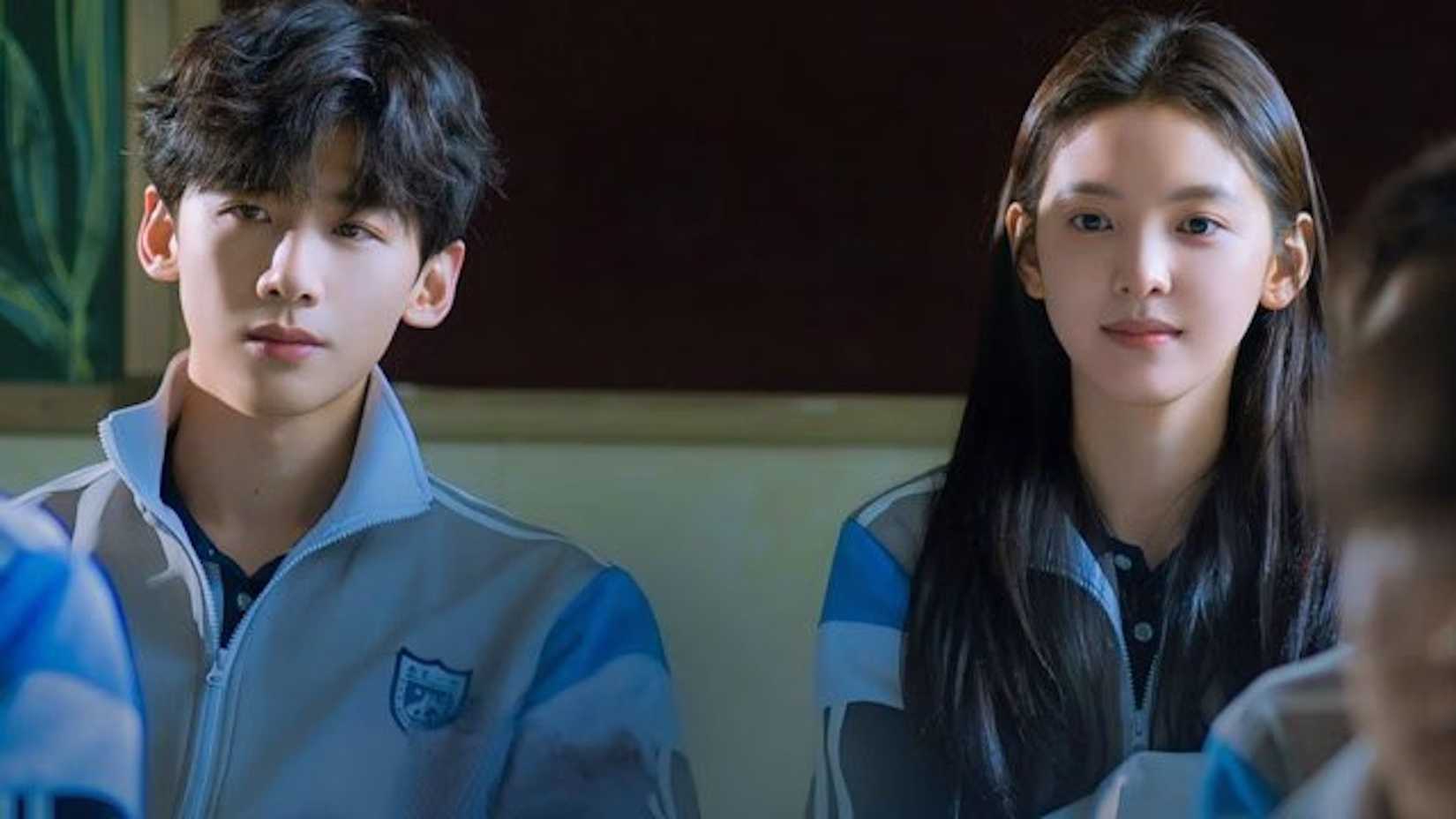 Bai Jing Ting como Sang Yan e Zhang Ruo Nan como Wen Yi Fan em The First Frost.