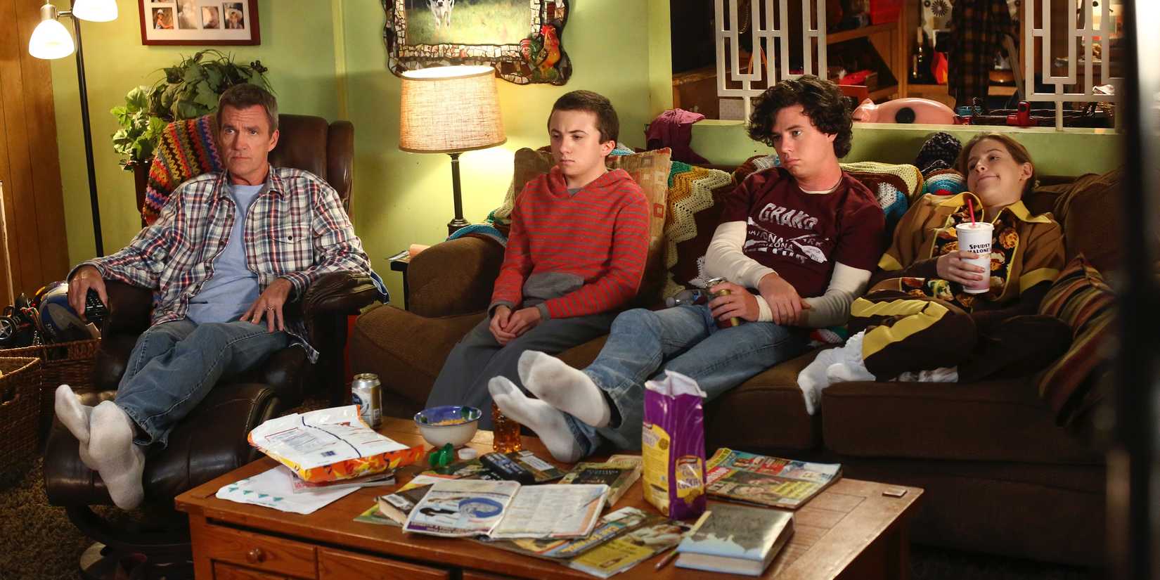 Mike, Brick, Axl e Sue na 7ª temporada de The Middle.