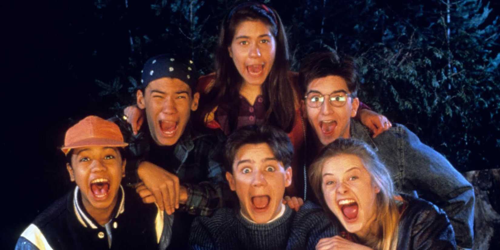 The Midnight Society screaming in Are You Afraid of the Dark