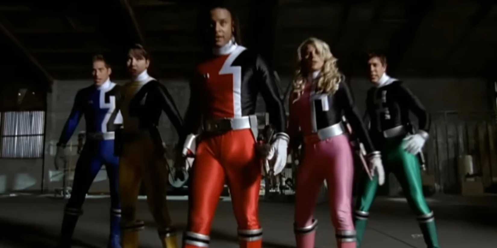 Os Rangers de SPD no episódio de Power Rangers 'Endings'
