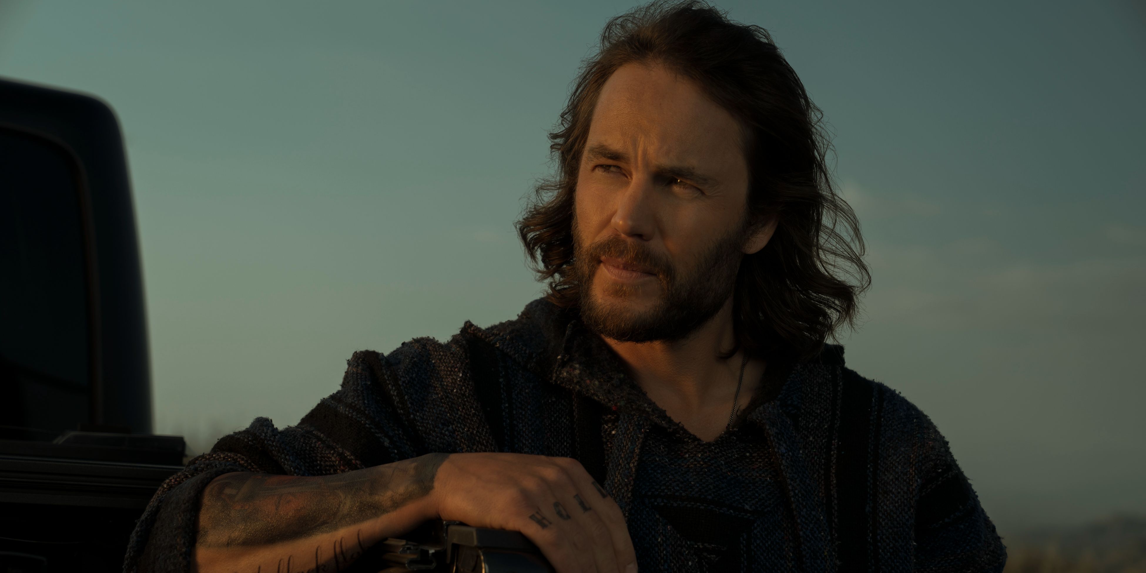 Ben Edwards interpretado por Taylor Kitsch em The Terminal List