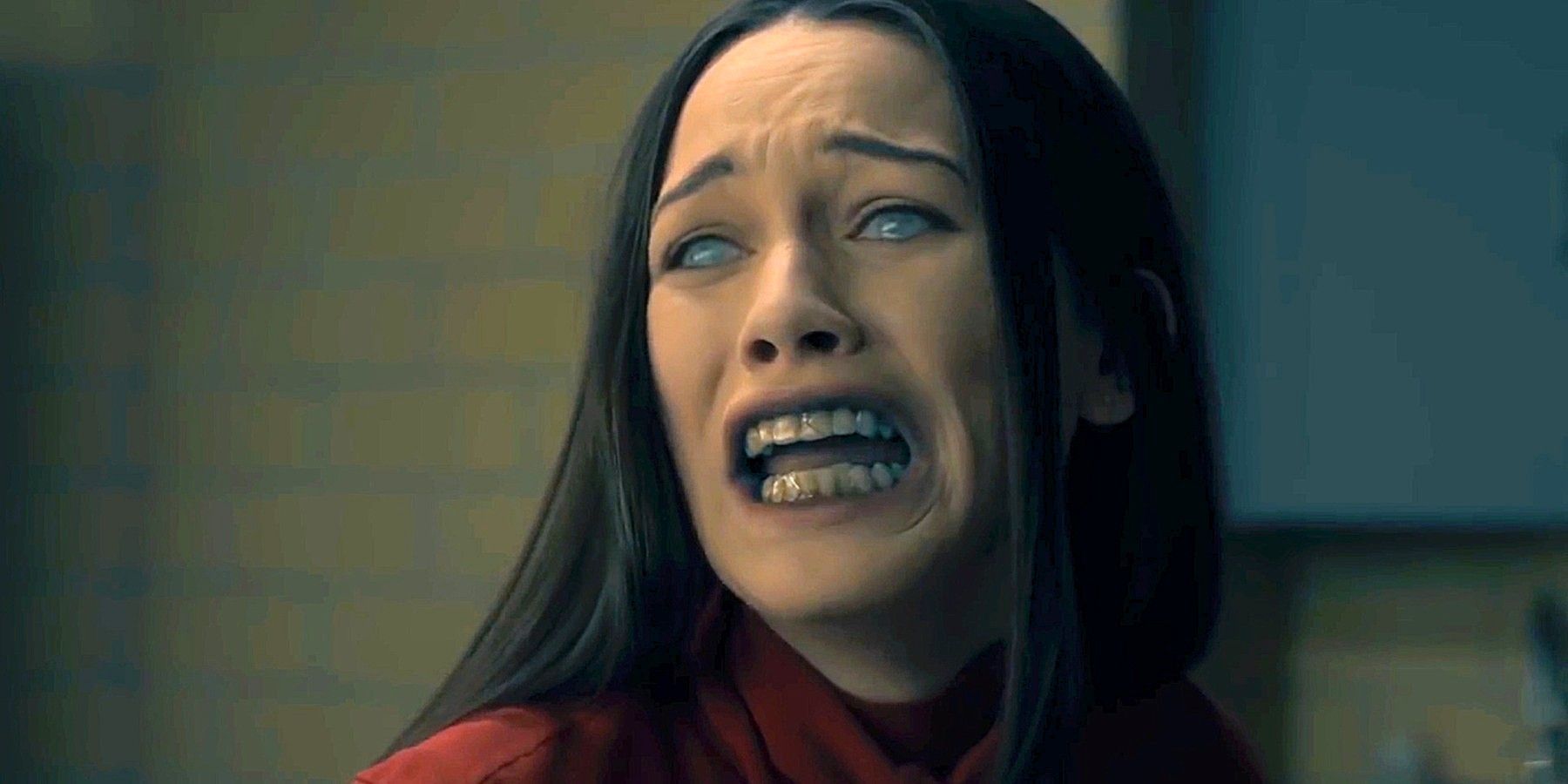 Victoria Pedretti como Nell na série A Assombração da Casa da Colina