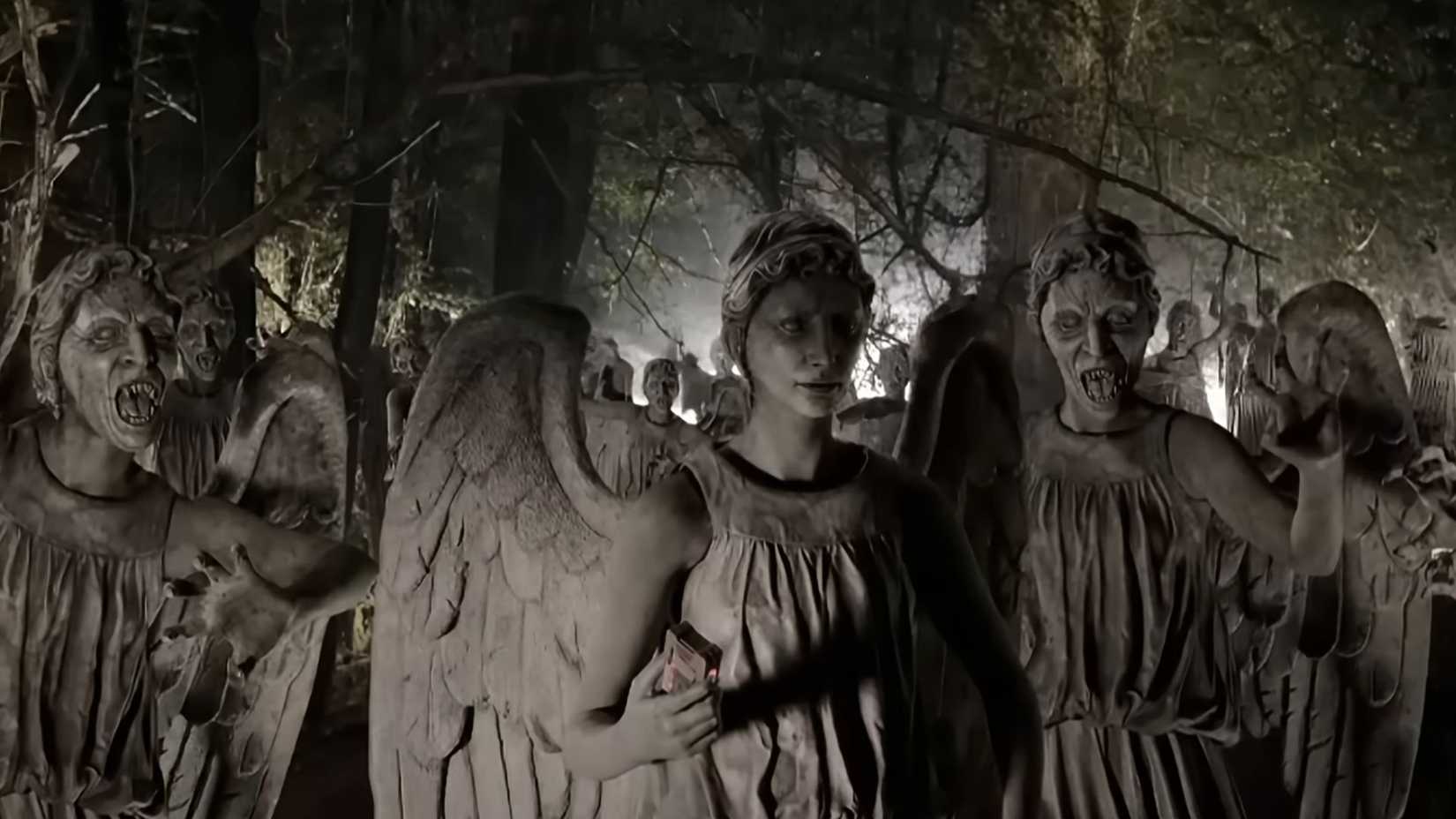 Um enxame de Weeping Angels em Doctor Who, temporada 5, episódio 5, Flesh and Stone