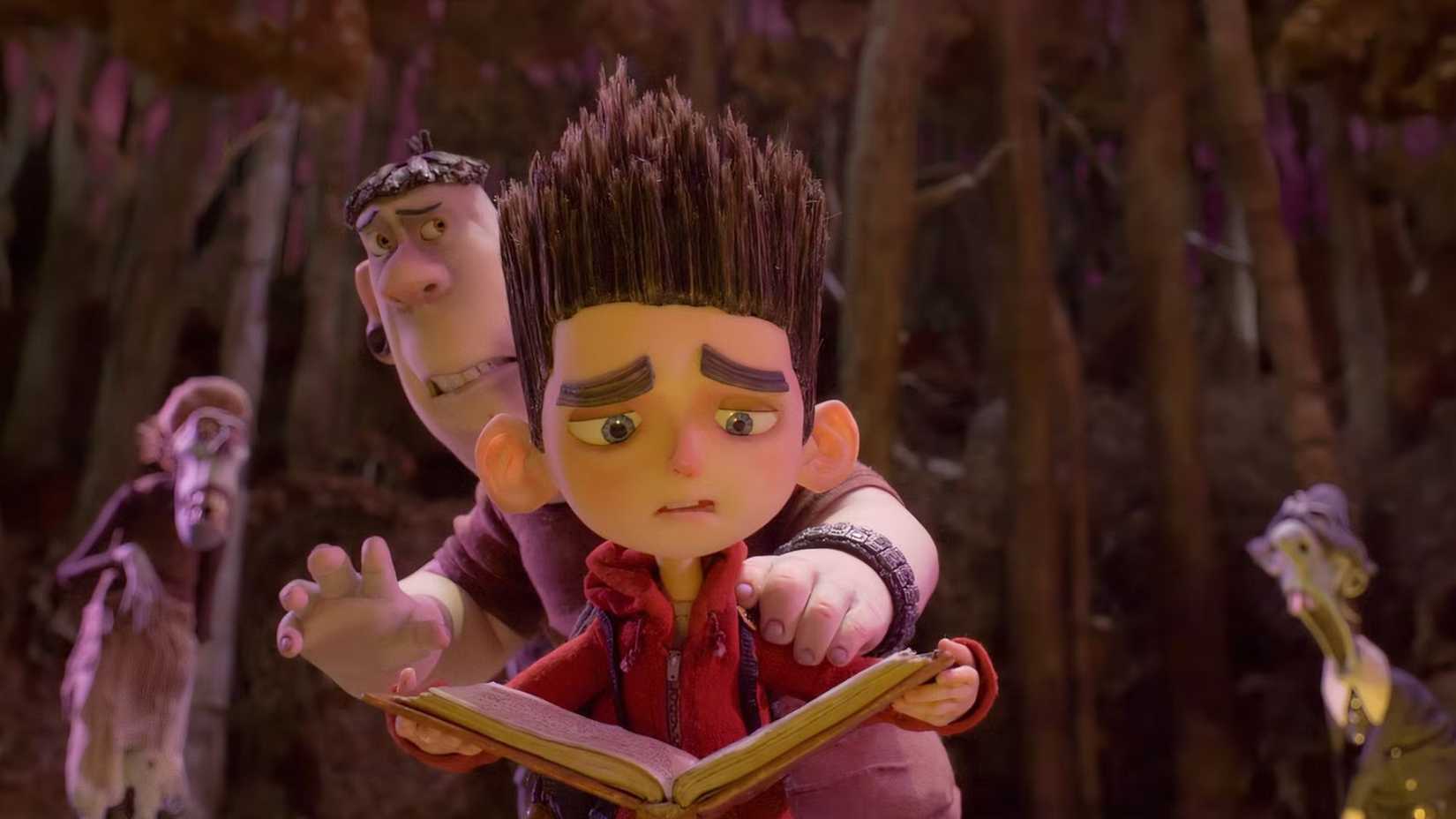 Kodi Smit-McPhee dubla Norman em ParaNorman.