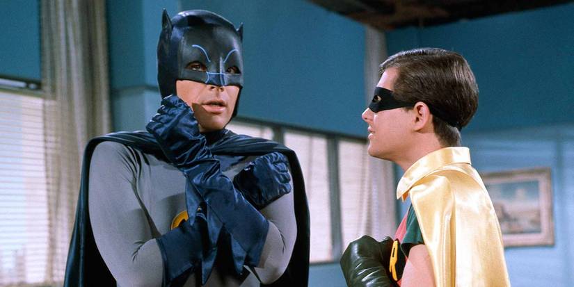 Adam West e Burt Ward como Batman e Robin em cena da série