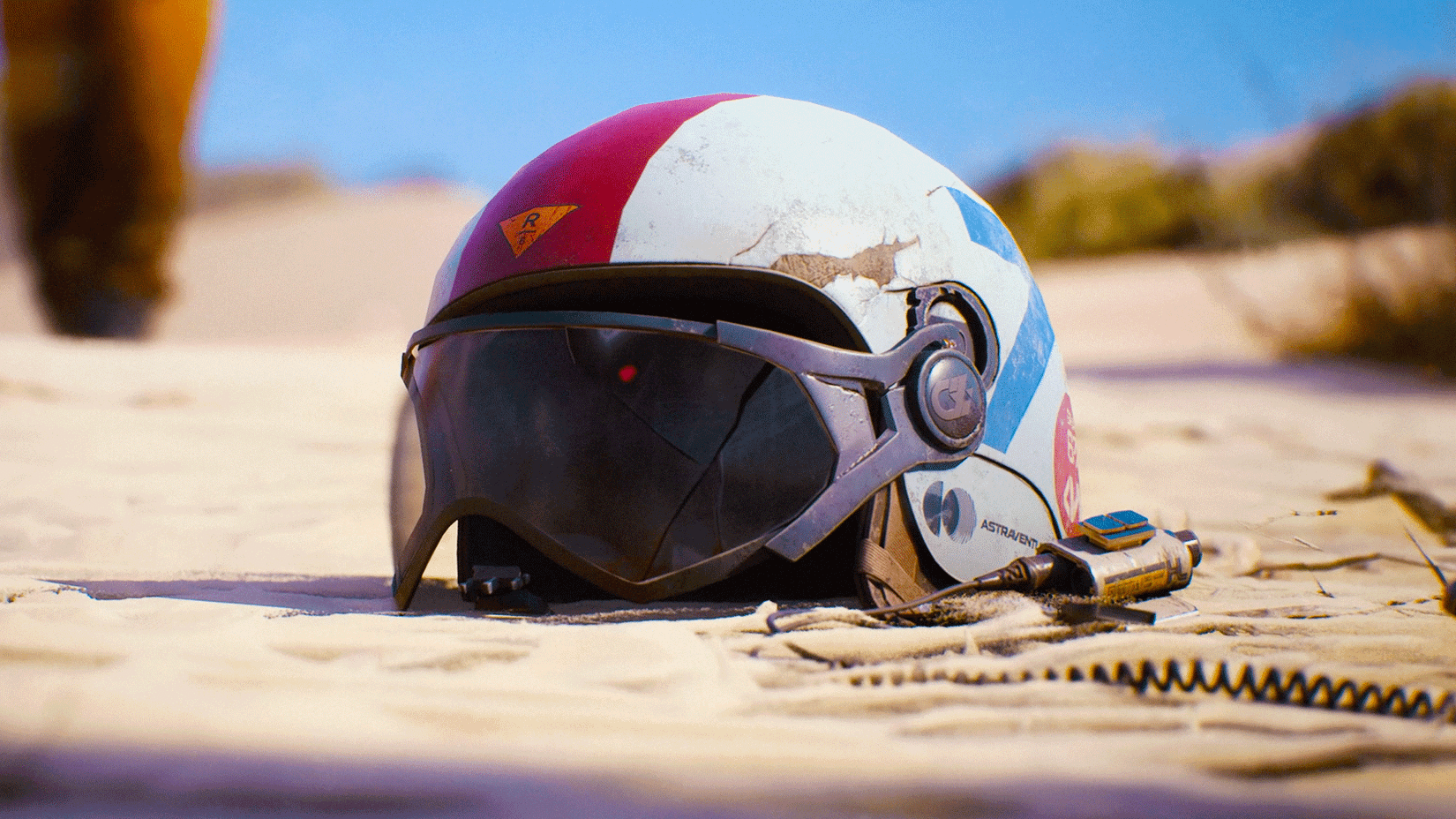 Arc Raiders helmet abandoned in desert 