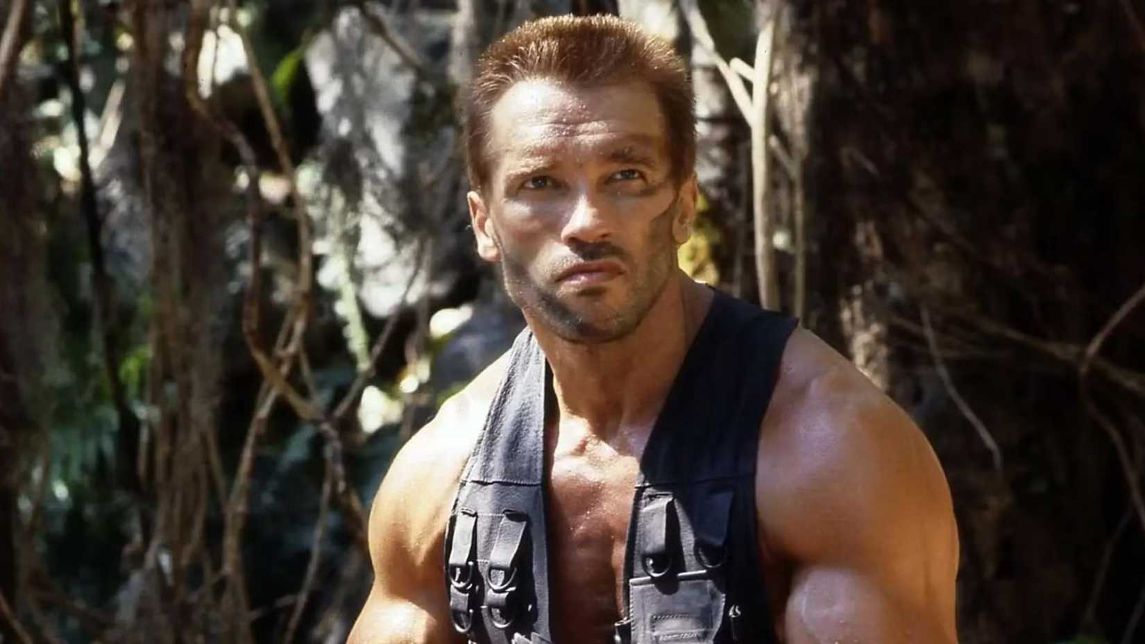 Arnold Schwarzenegger como Dutch em O Predador