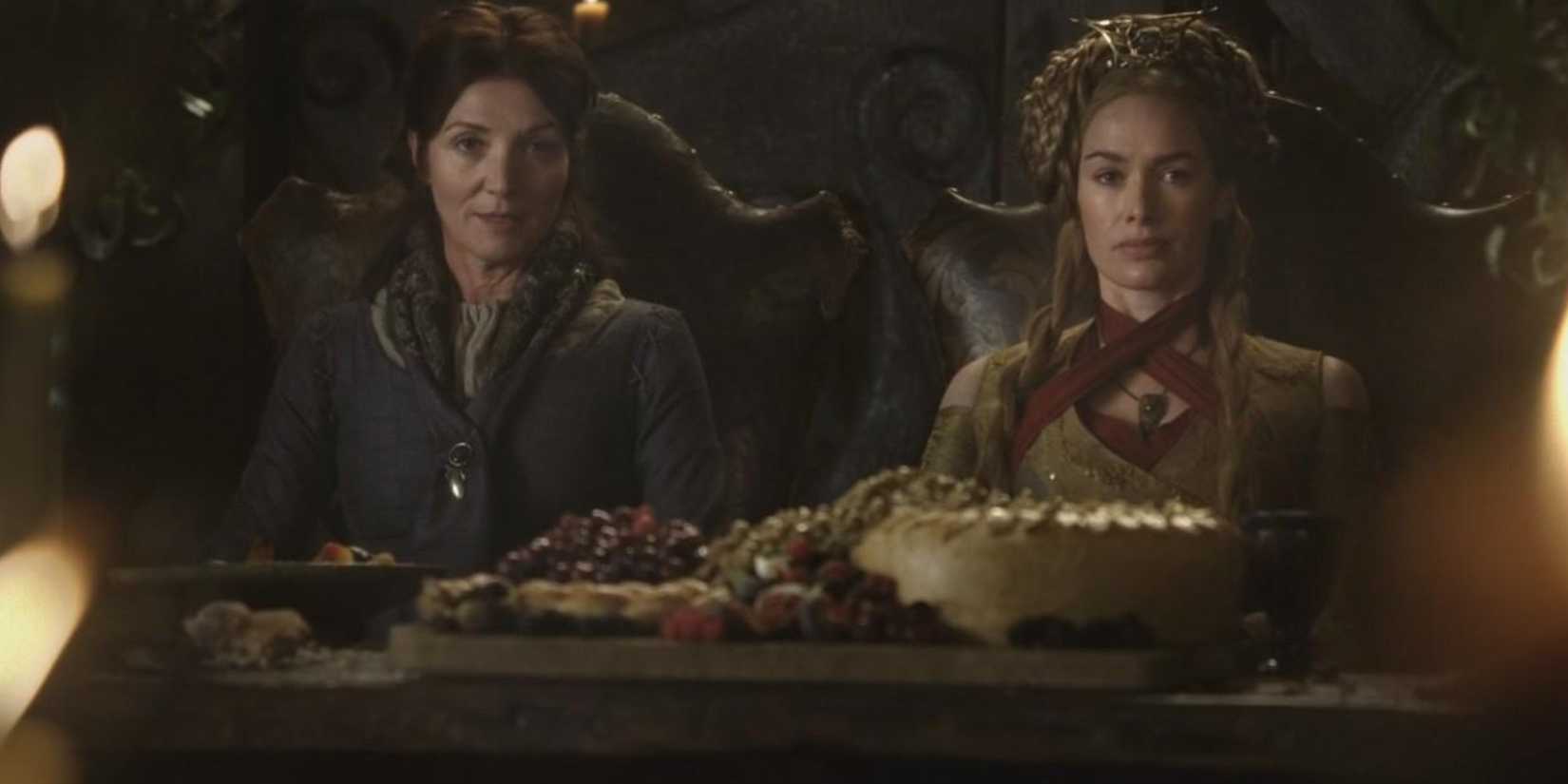 Cersei Lannister e Catelyn Stark na primeira temporada de Game of Thrones.