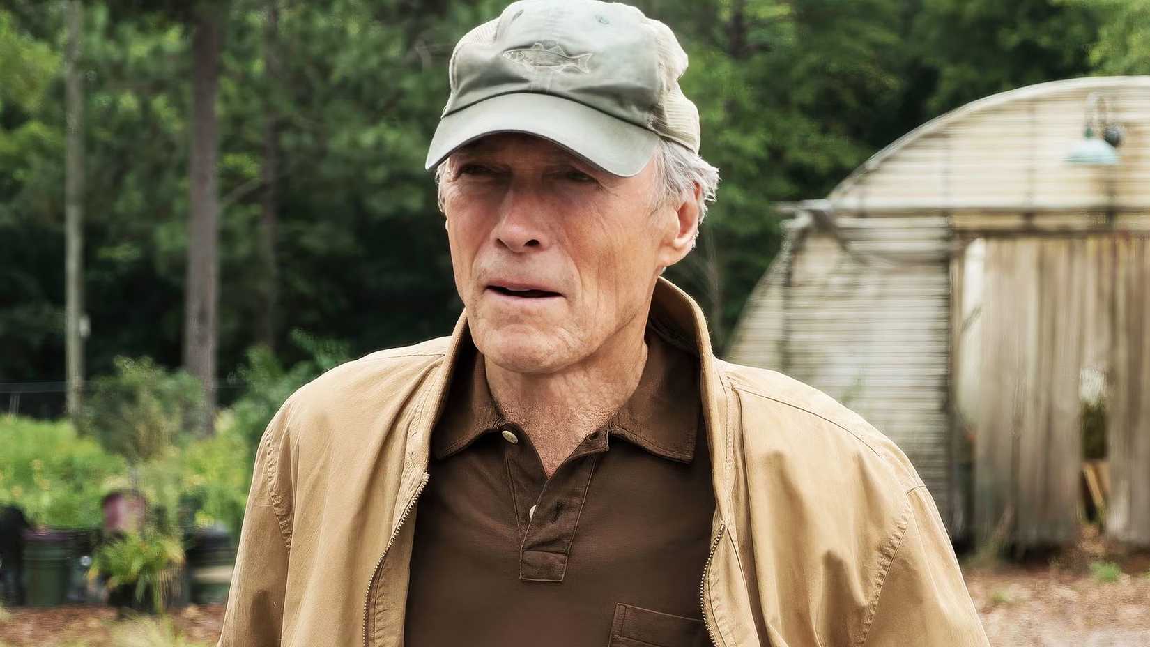 Clint Eastwood como Earl Stone em The Mule
