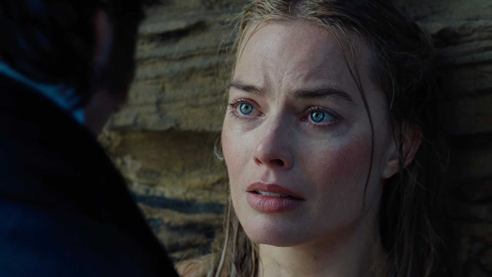 Close-up do rosto de Margot Robbie em Wuthering Heights