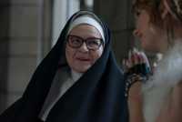 Dianne Wiest in Elsbeth 307