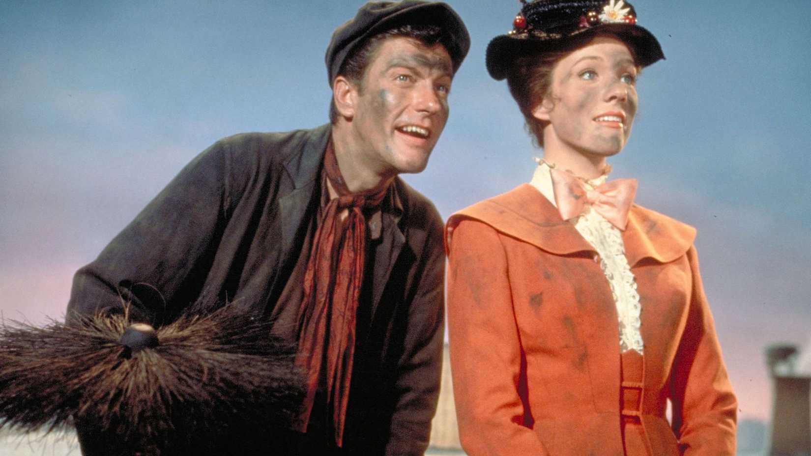 Dick Van Dyke e Julie Andrews em Mary Poppins