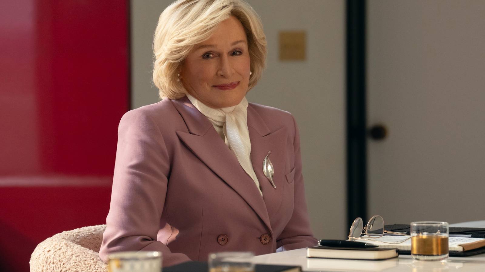 Dina Standish (Glenn Close) smiling thinly in All's Fair season 1, episode 6