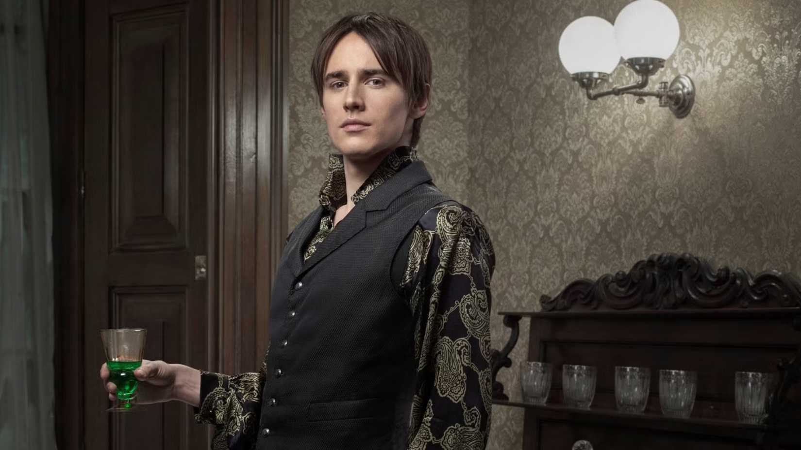 10 Fantasy Shows That Are Even Better The Second Time Around 6 Dorian Gray in Penny Dreadful.