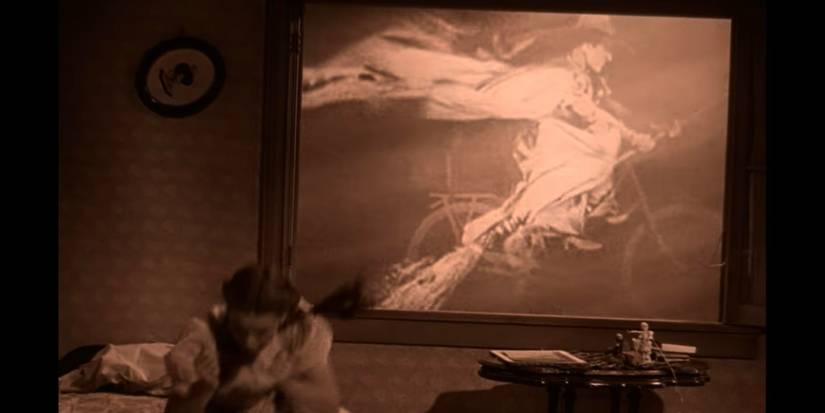Dorthy Sees The Wicked Witch Outside Her Window In The Wizard of Oz 1939