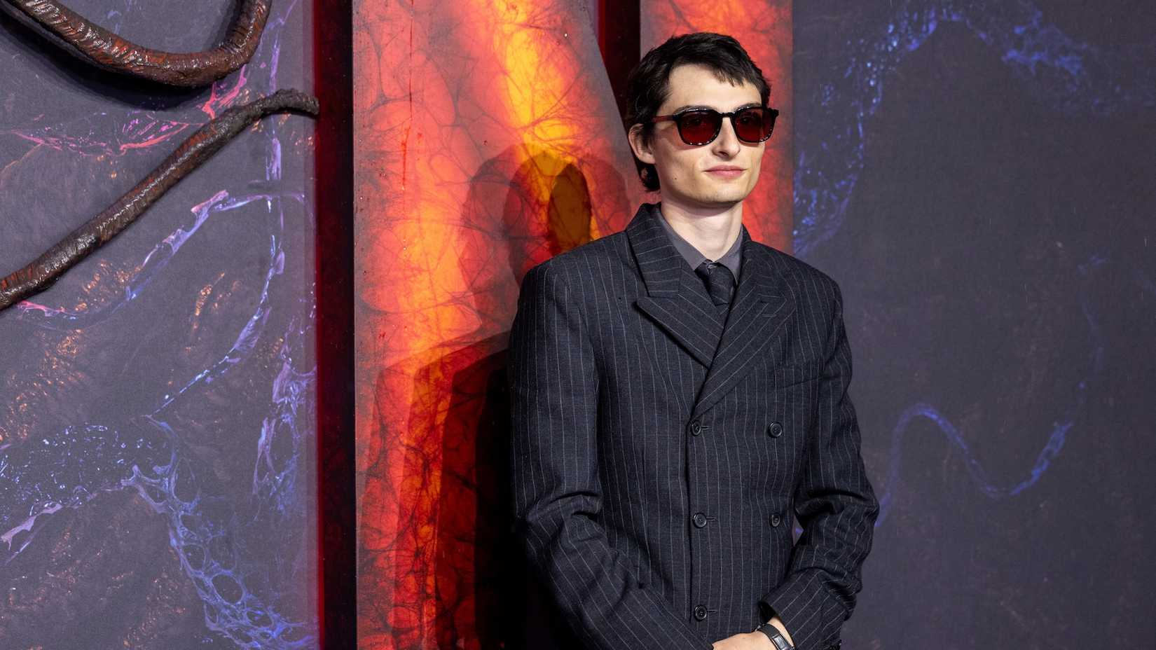 Finn Wolfhard na estreia da 5ª temporada de Stranger Things