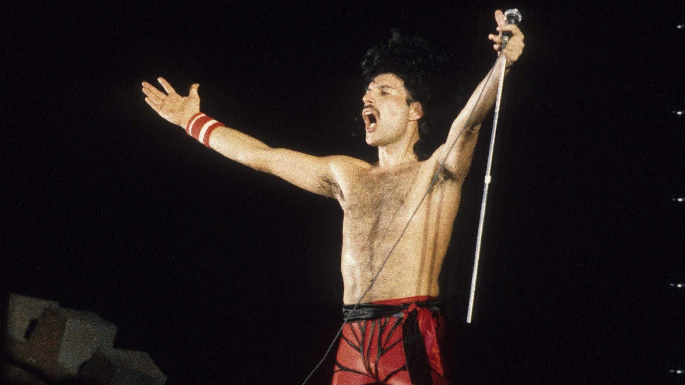 Top 10 Classic Rock Vocalists to Be Thankful For This Thanksgiving