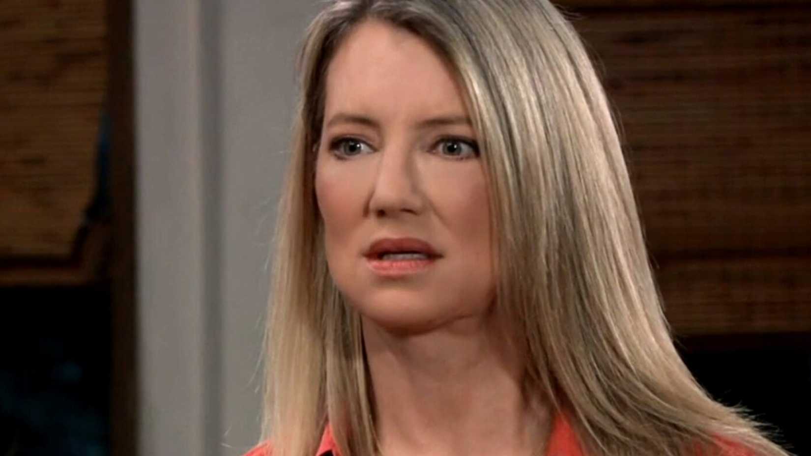 Nina Reeves, personagem de General Hospital, com expressão chocada
