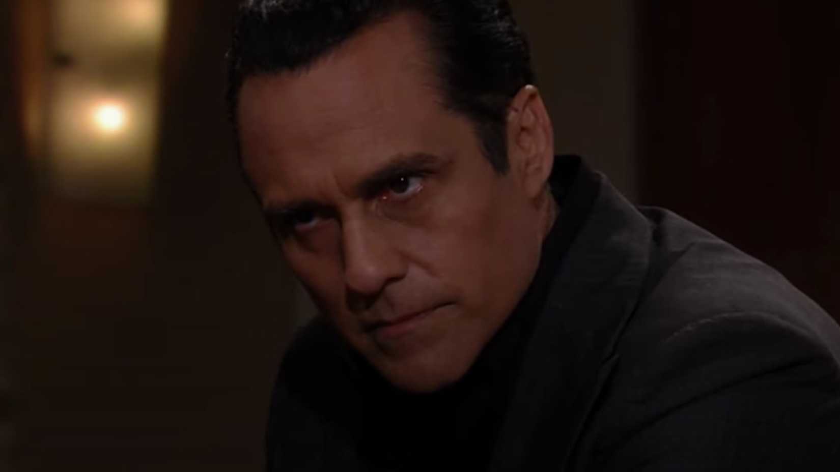 Sonny Corinthos, personagem de General Hospital, com expressão séria