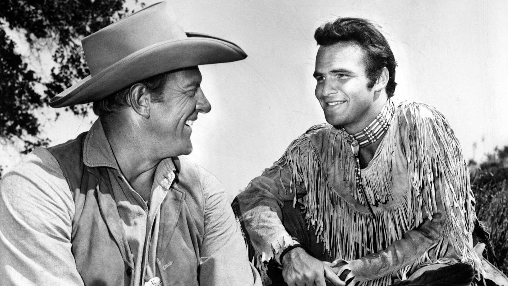 10 Western TV Shows Everyone Should Watch At Least Once 6 James Arness and Burt Reynolds in Gunsmoke