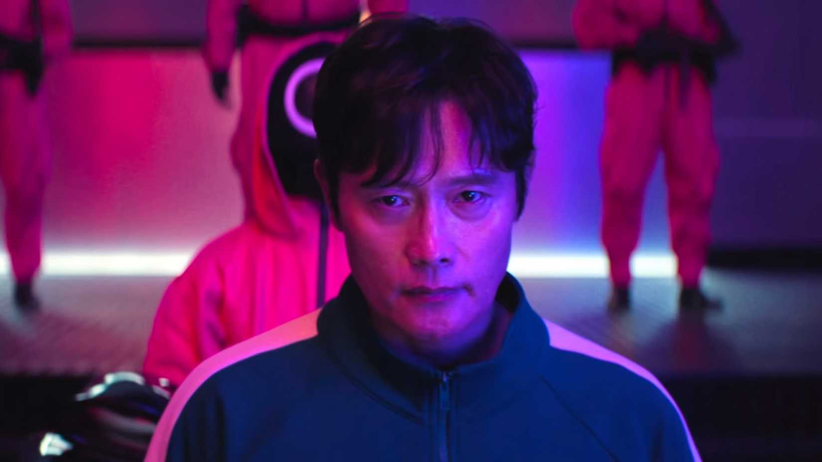 Lee Byung-hun como Hwang In-ho em Squid Game.