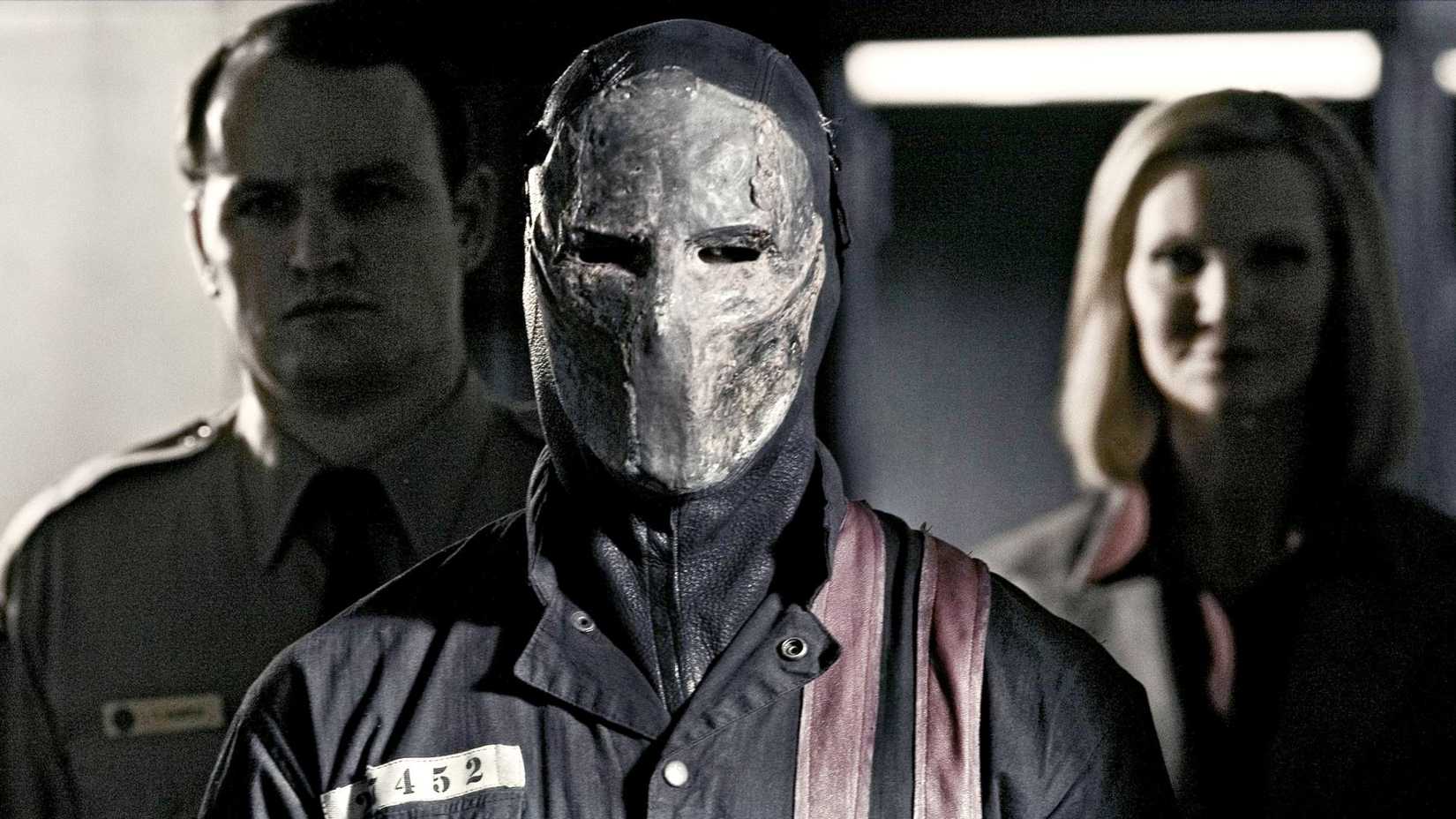 jason statham as frankenstein alongside jason clarke and joan allen in death race 2008