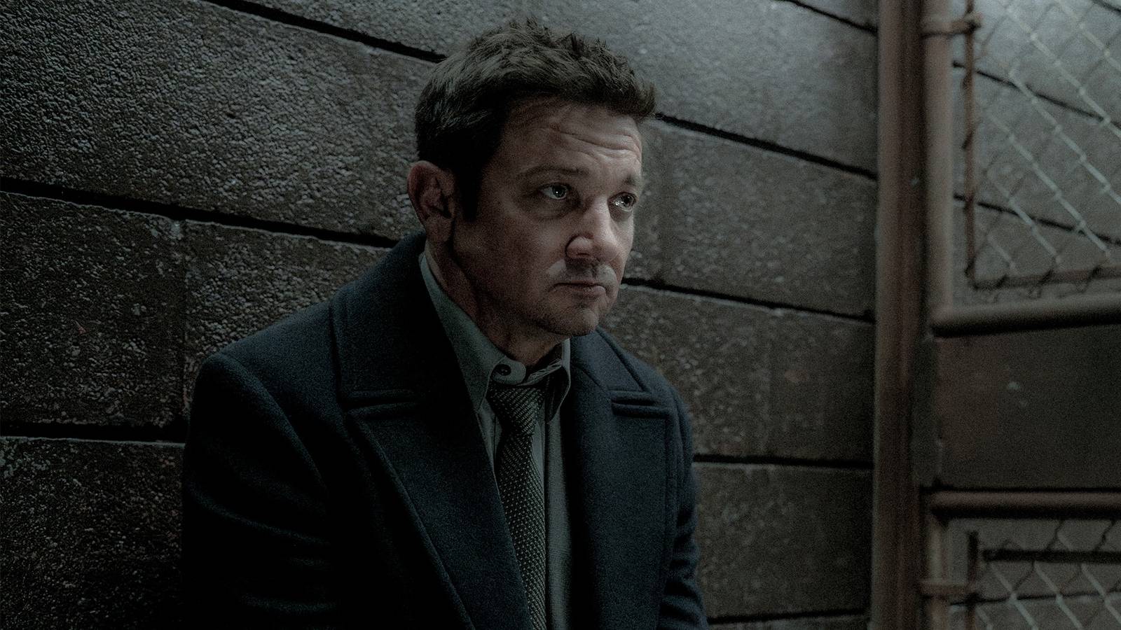Jeremy Renner as Mike McLusky in Mayor of Kingstown episode 6, season 4
