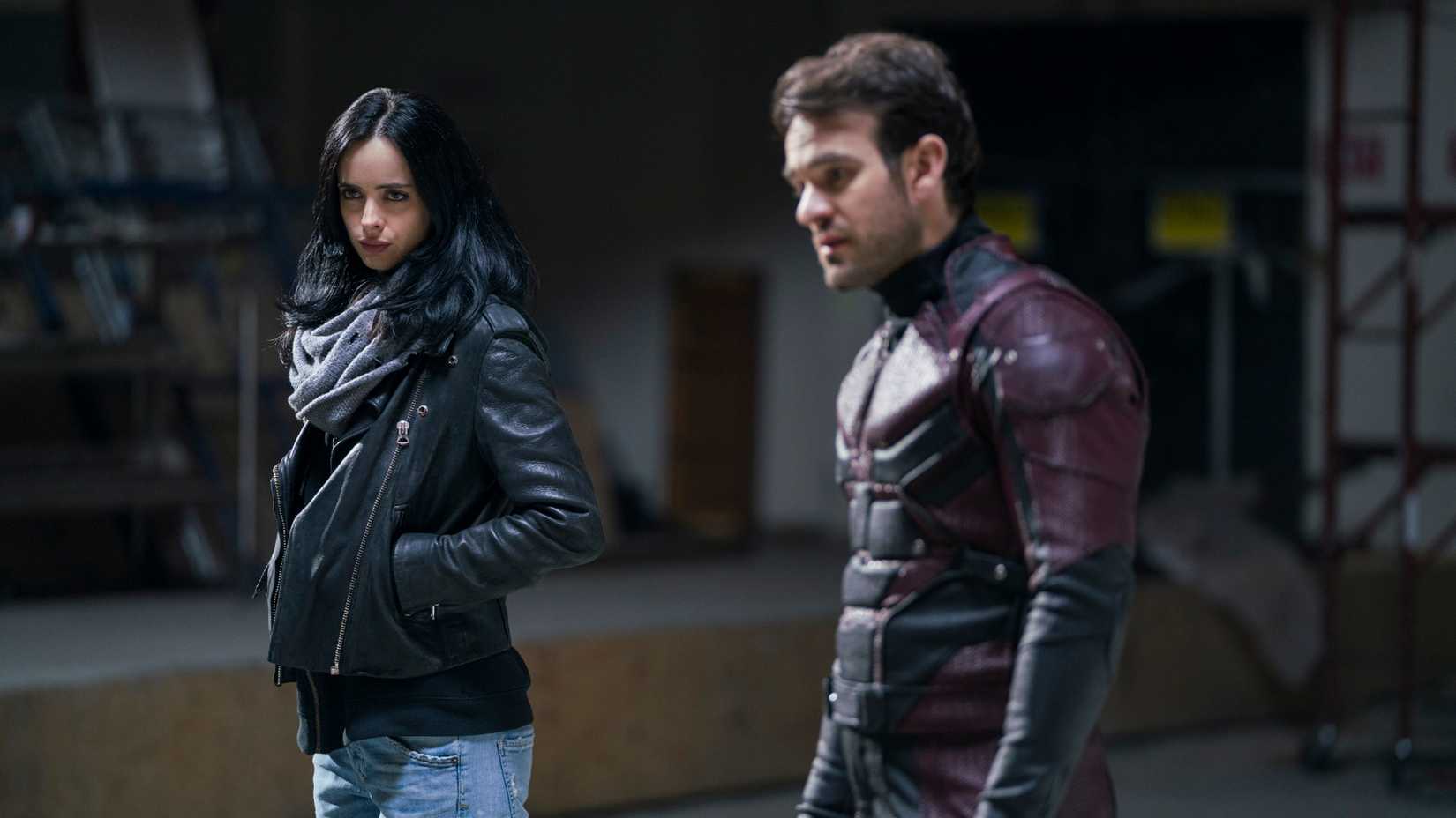 Krysten Ritter as Jessica Jones and Charlie Cox as Matt Murdock/Daredevil on The Defenders