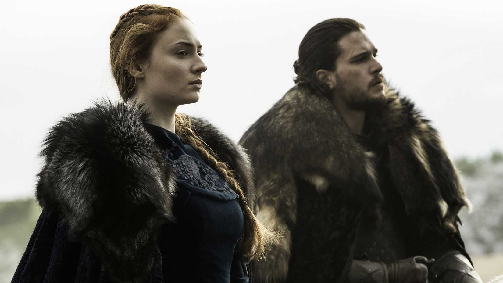 Jon Snow e Sansa Stark juntos em uma cena de Game of Thrones