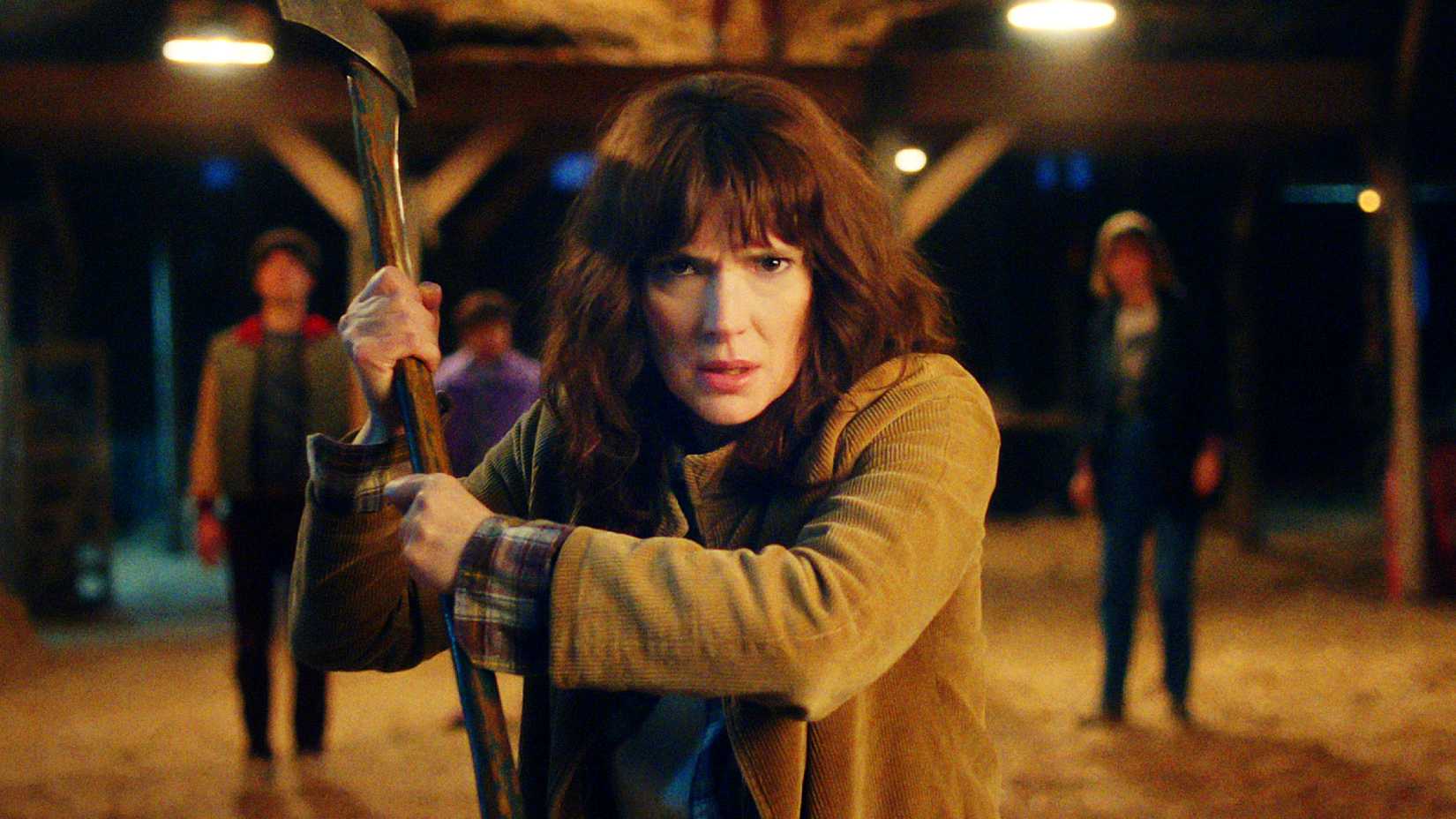 Joyce em Stranger Things temporada 5