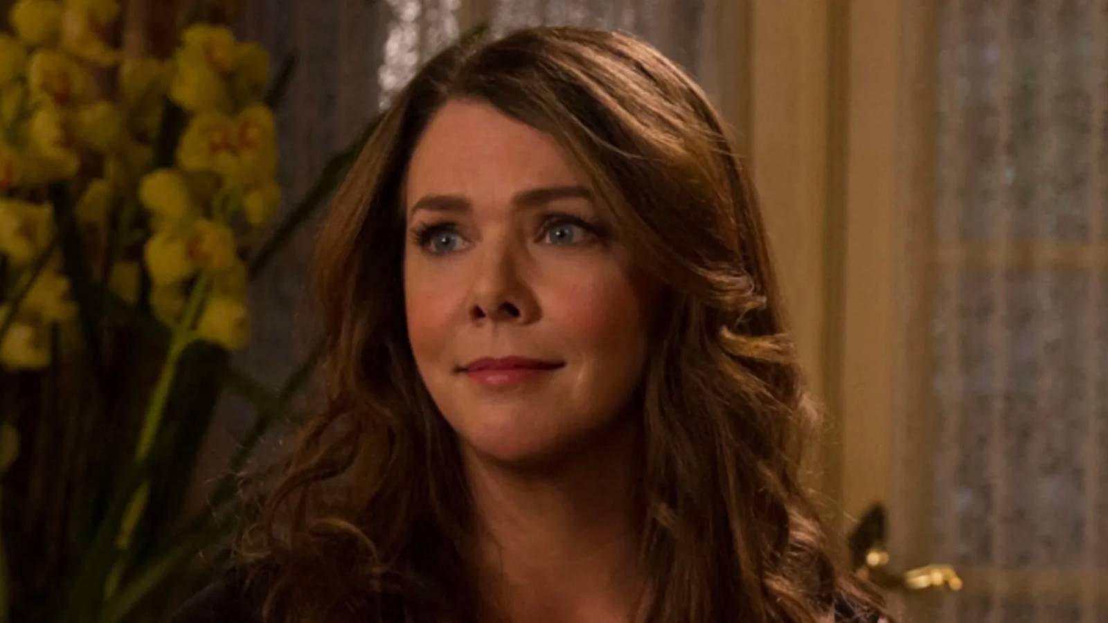 Lauren Graham's Lorelei looks sad in Gilmore Girls A Year in the Life