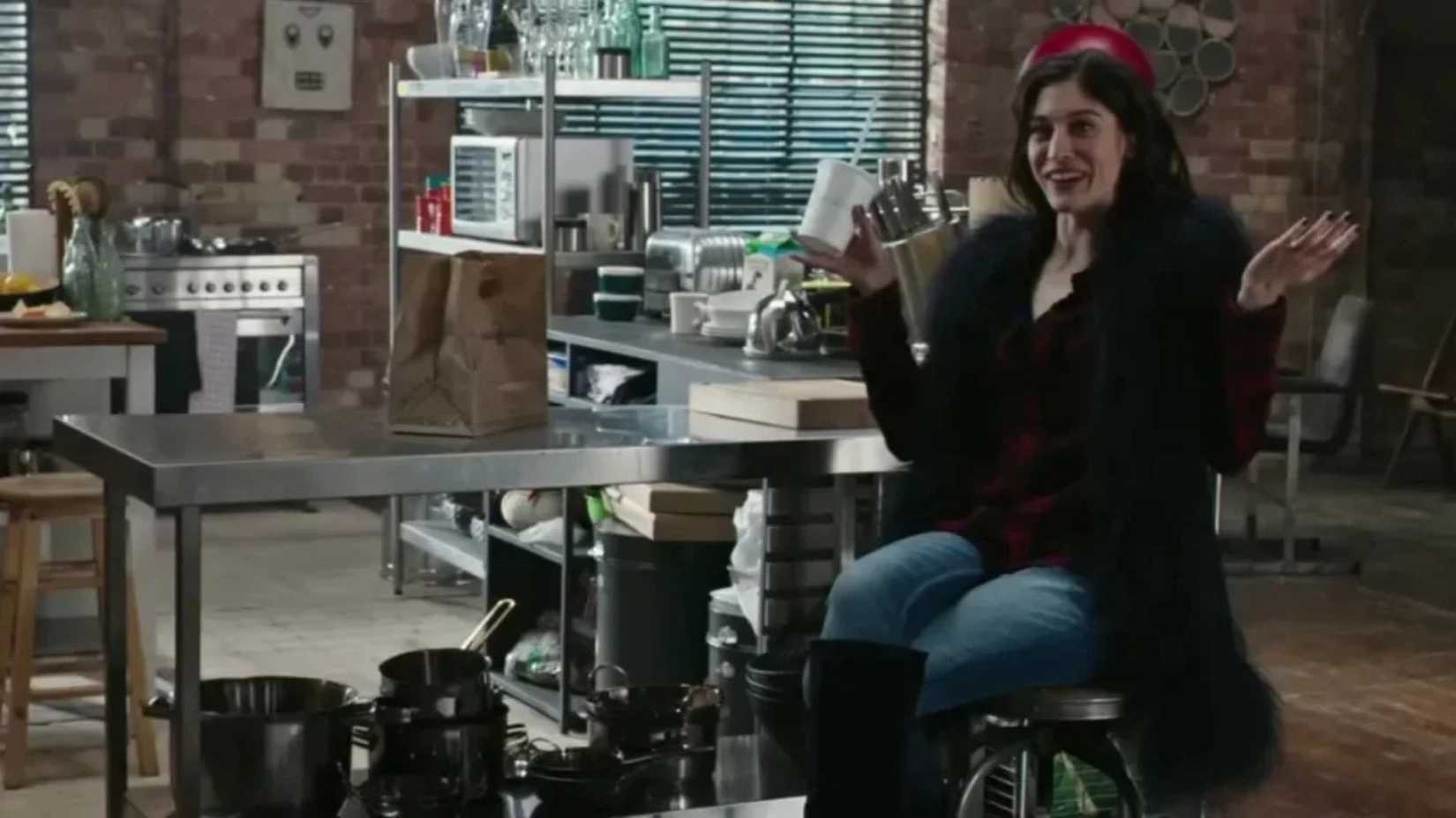 Lizzy Caplan como Lula em Now You See Me 2