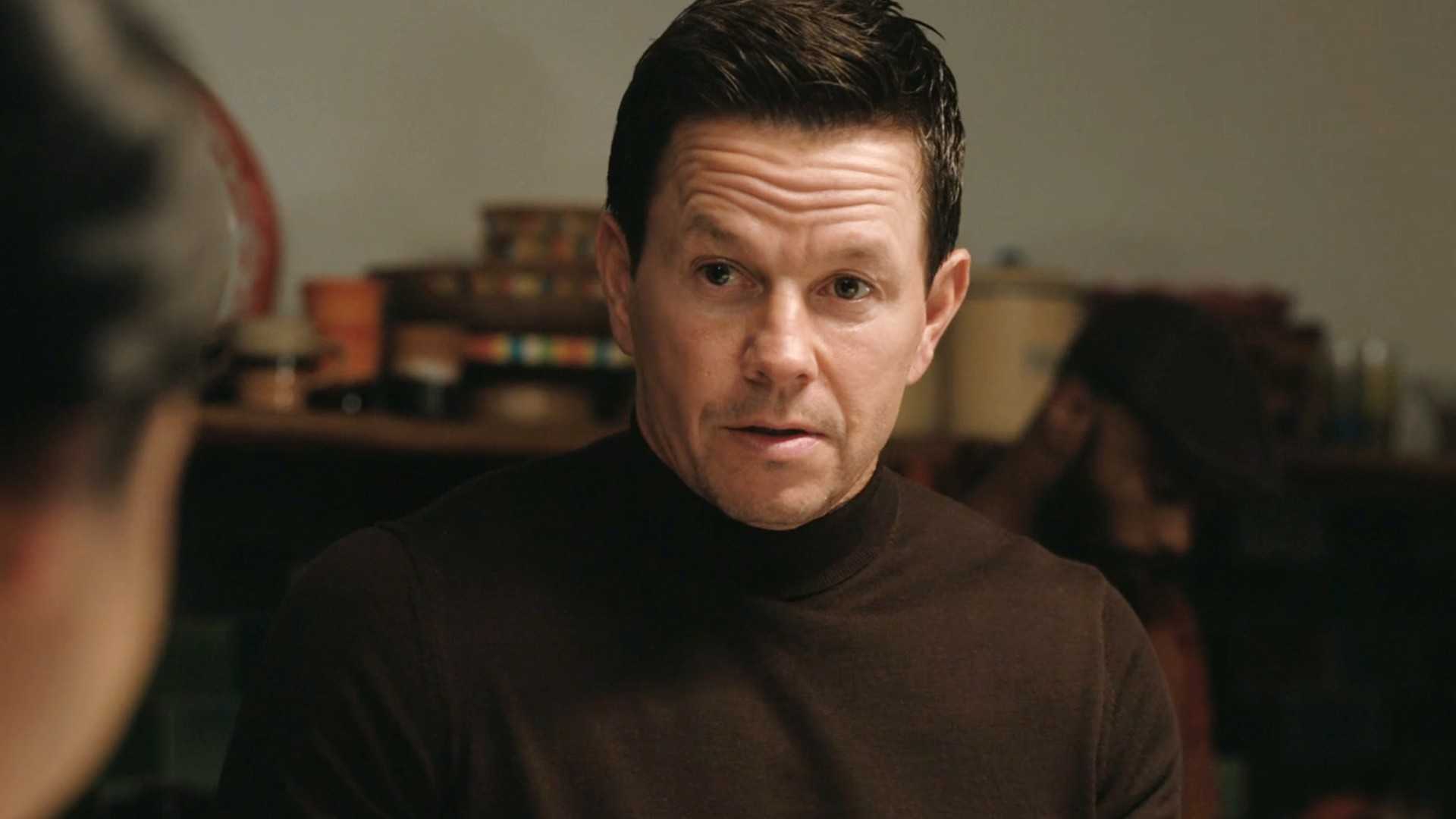 Mark Wahlberg looking at someone in Play Dirty