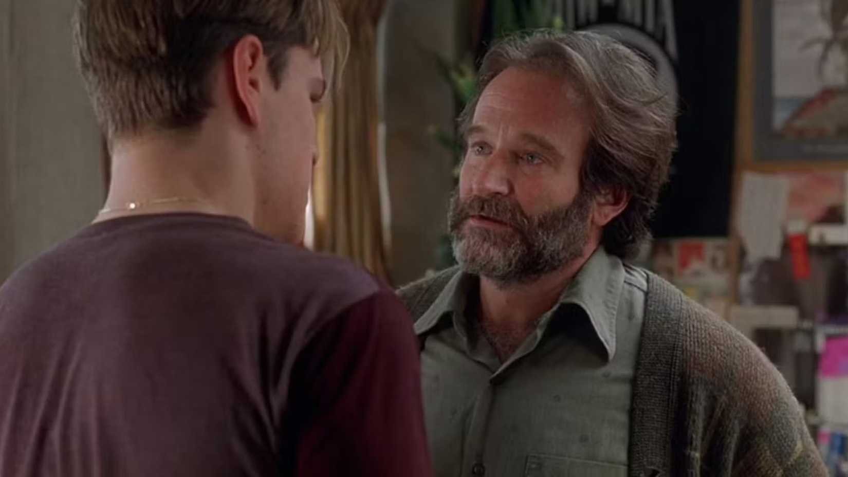 Matt Damon como Will conversando com Robin Williams como Sean em Good Will Hunting