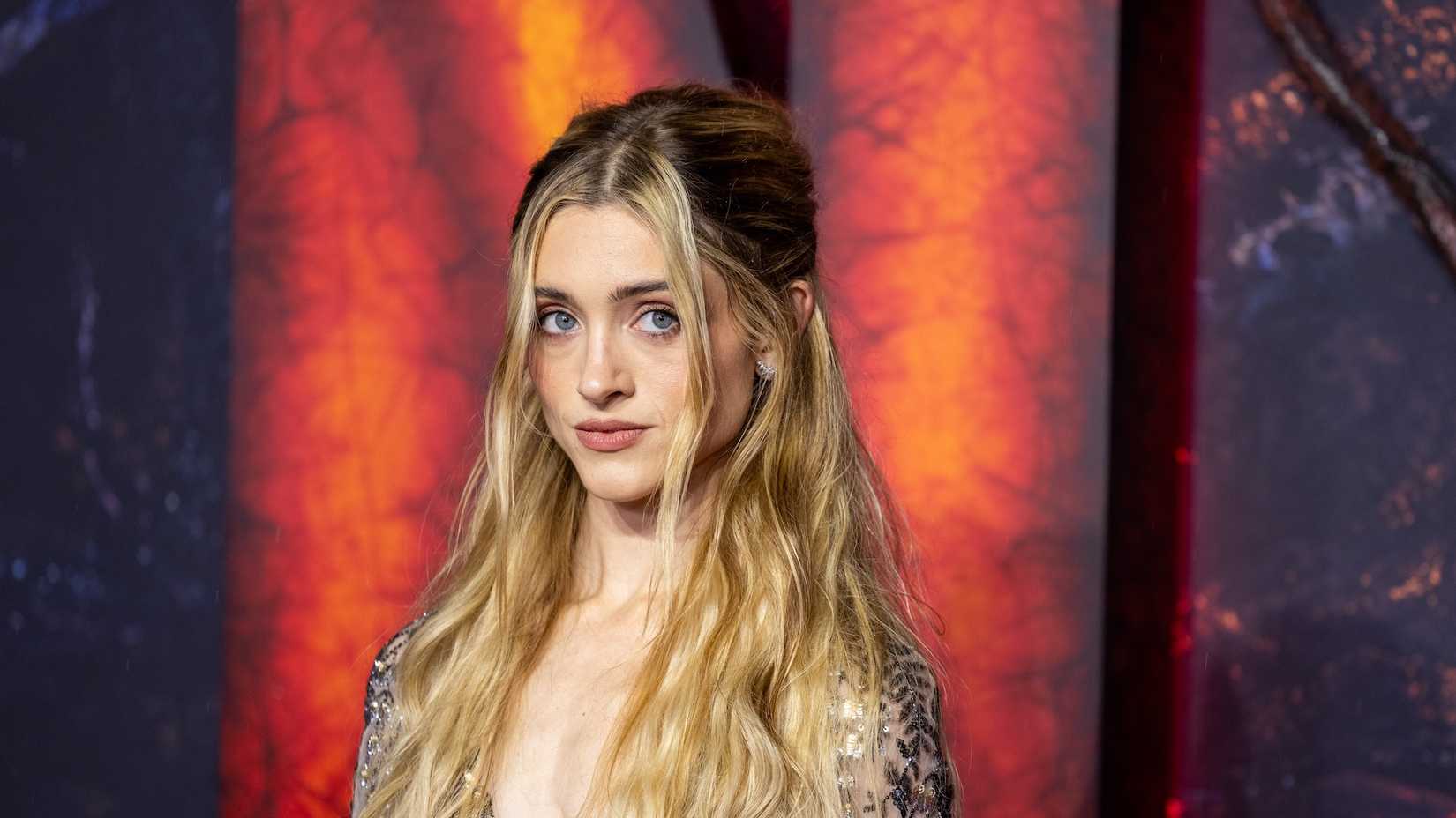 Natalia Dyer na estreia da 5ª temporada de Stranger Things