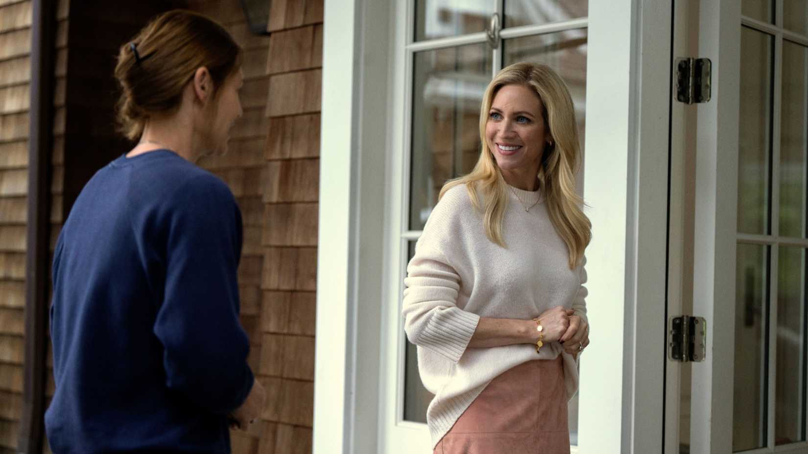 Nina Jarvis (Brittany Snow) smiling at Aggie Wiggs (Claire Danes) in The Beast in Me