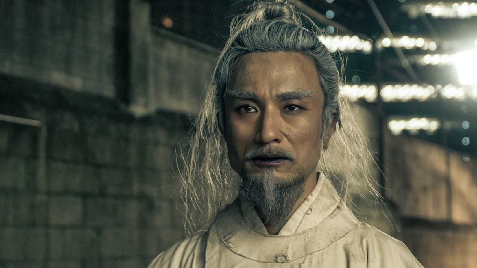 Kim Byung-chul como Park Joong-heon em Goblin/Guardian: The Lonely and Great God.