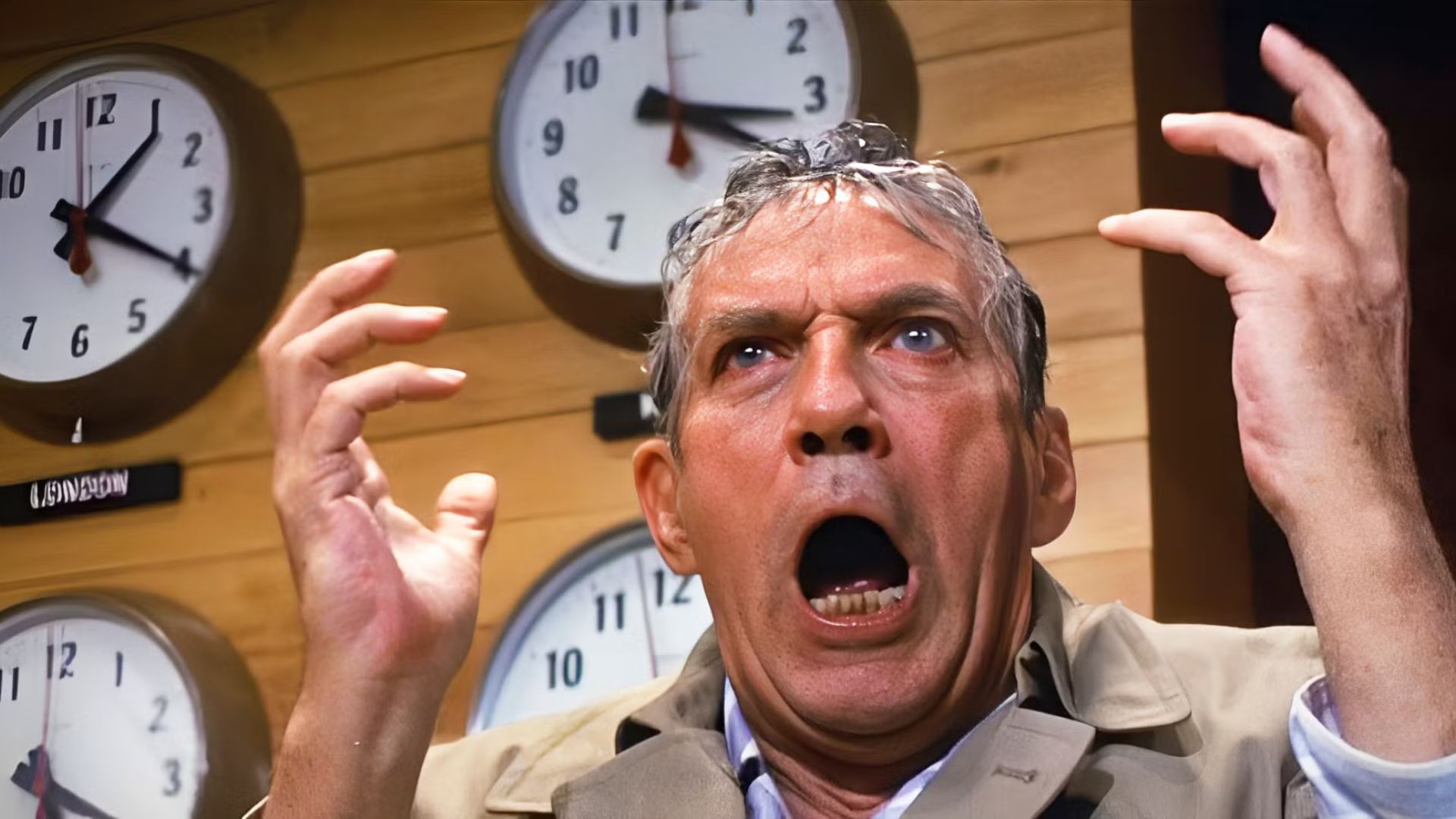 Peter Finch in Network