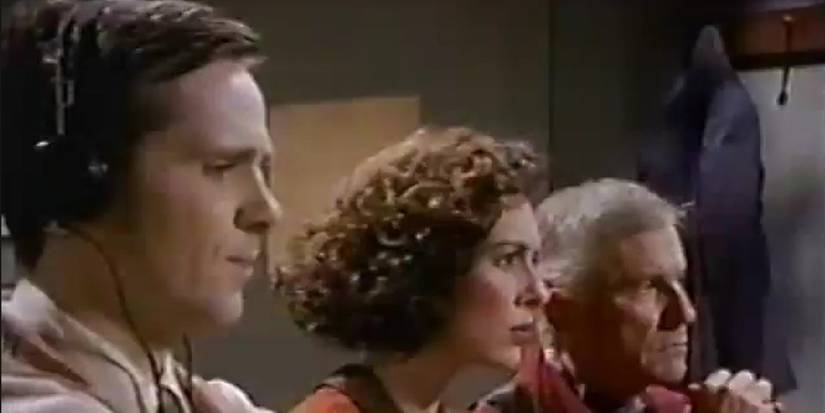 remember wenn characters listening to radio broadcast in studio 1