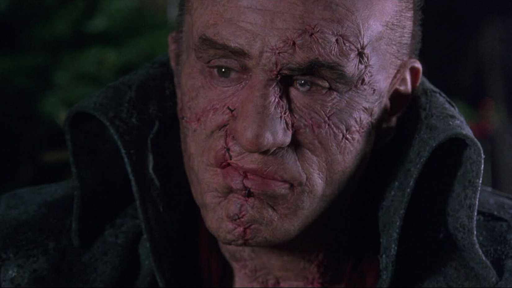 Robert De Niro como o Monstro de Frankenstein