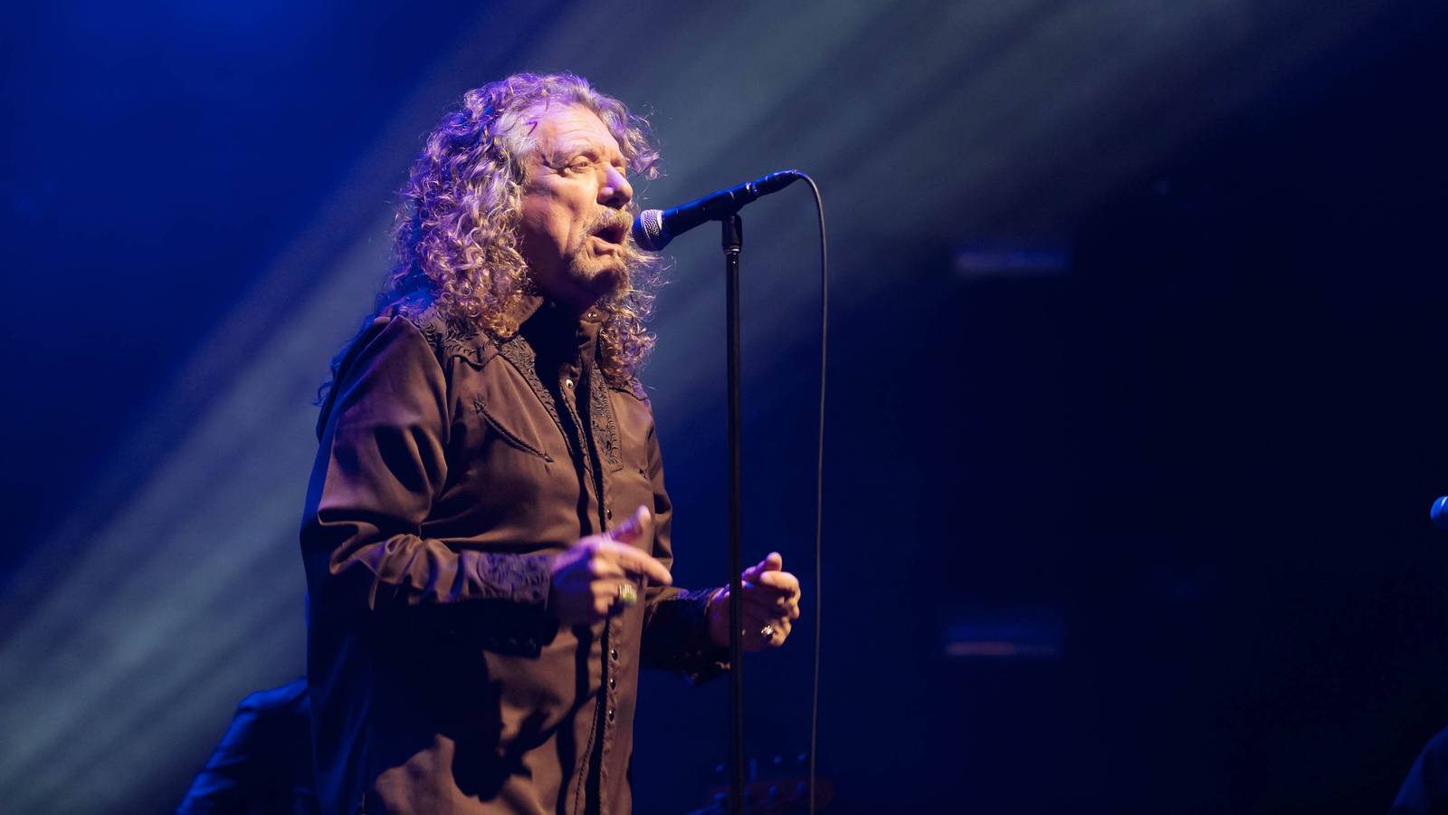 Robert Plant's Saving Grace Tour 2025: Reinvention & Legacy