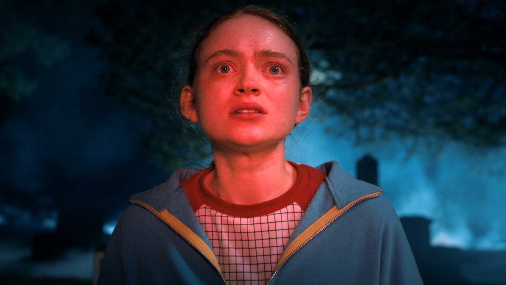 sadie sink s max looking horrified at a red light in stranger things season 4