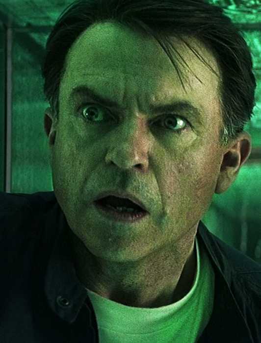 Sam Neill in Event Horizon inside a green vent shaft