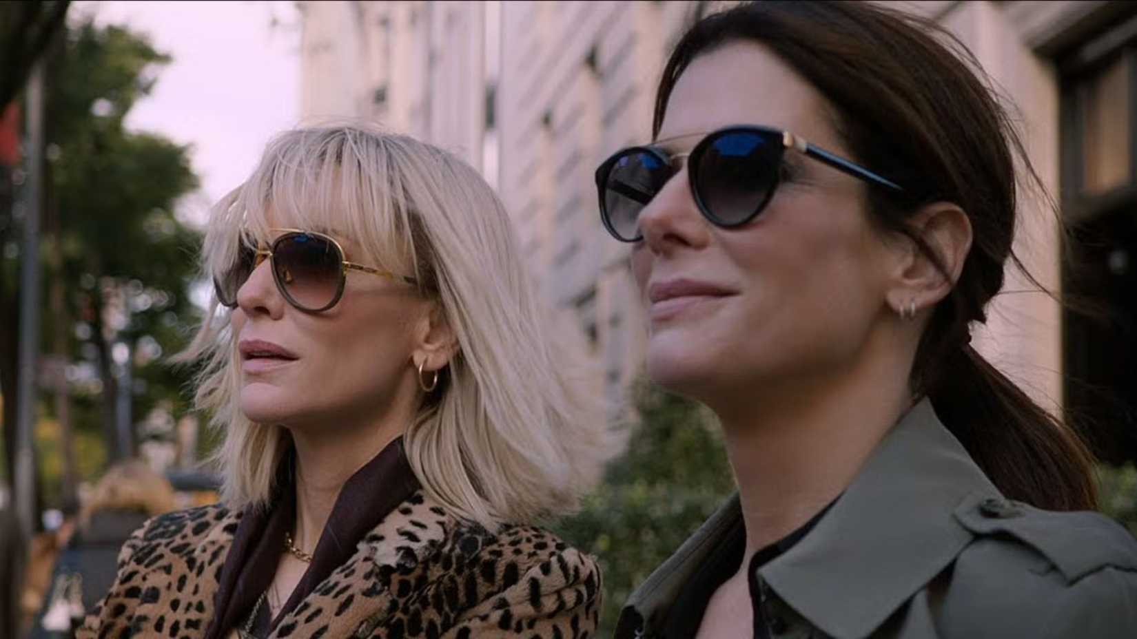 Sandra Bullock como Deborah e Cate Blanchett como Lou em Ocean's 8