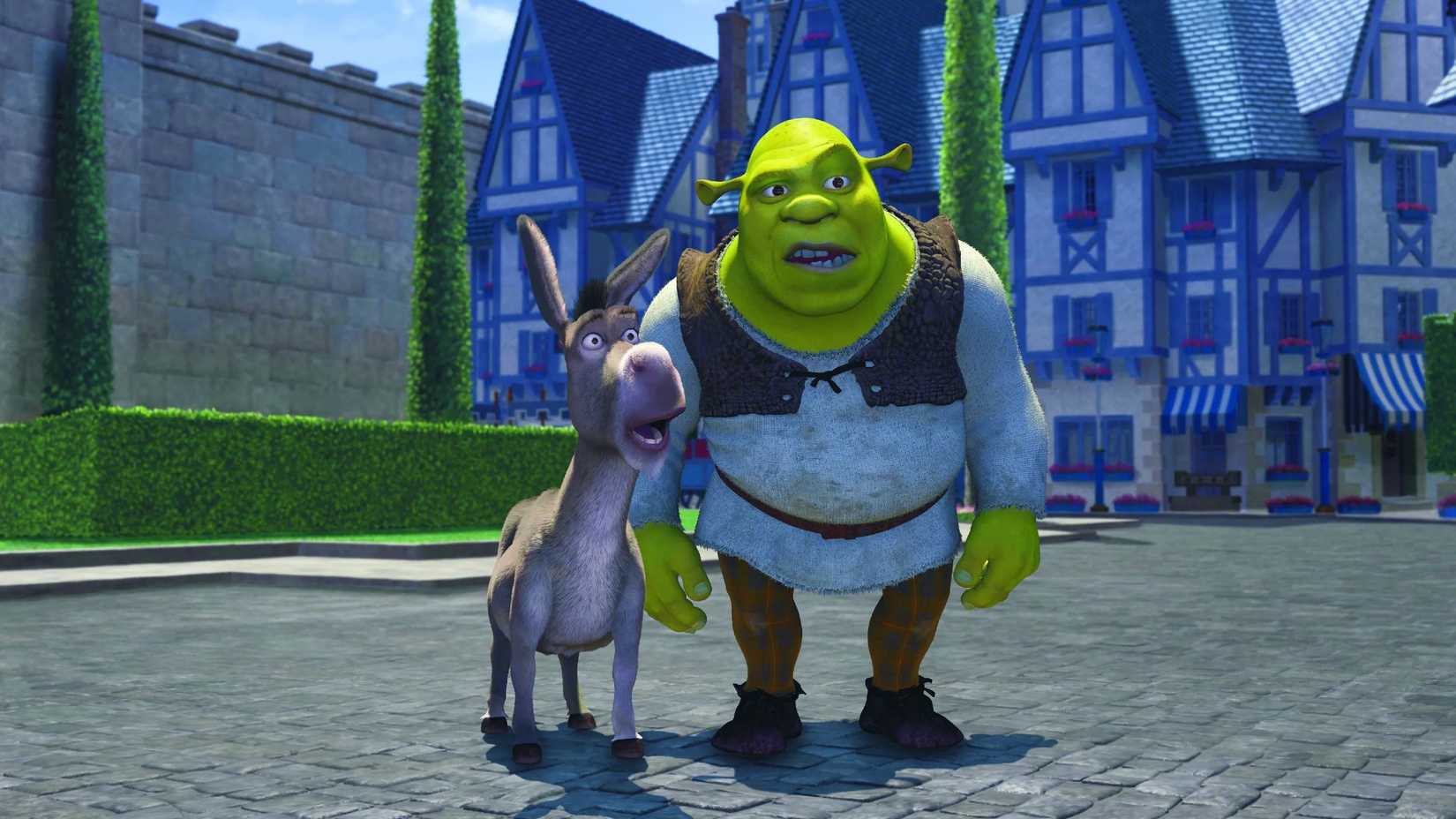 Shrek e Burro olham chocados em Shrek