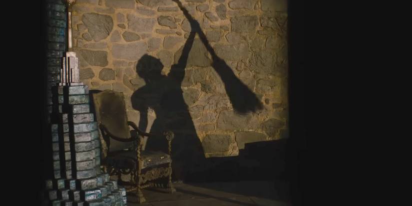 Silhouette of Dorothy Gale in Wicked For Good