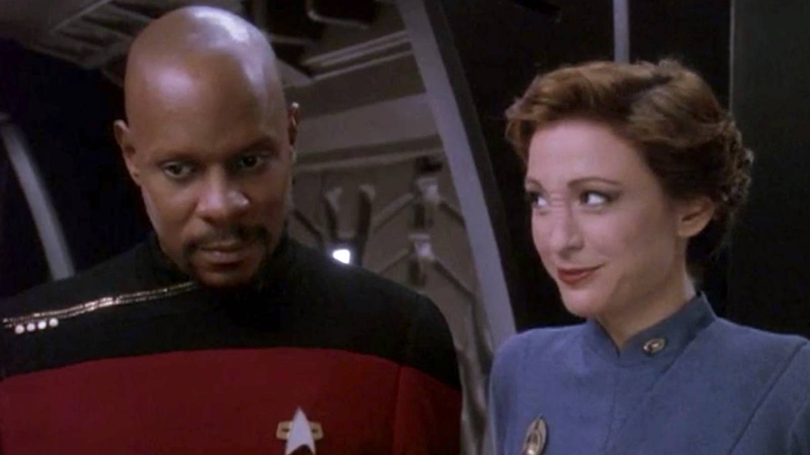 Sisko and Kira in Star Trek DS9