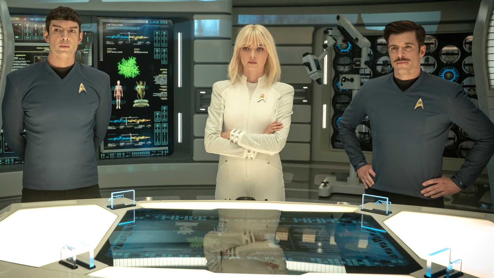 Spock, Chapel e Sam Kirk em Star Trek: Strange New Worlds